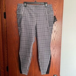 NWT Torrid Plaid Print Leggings